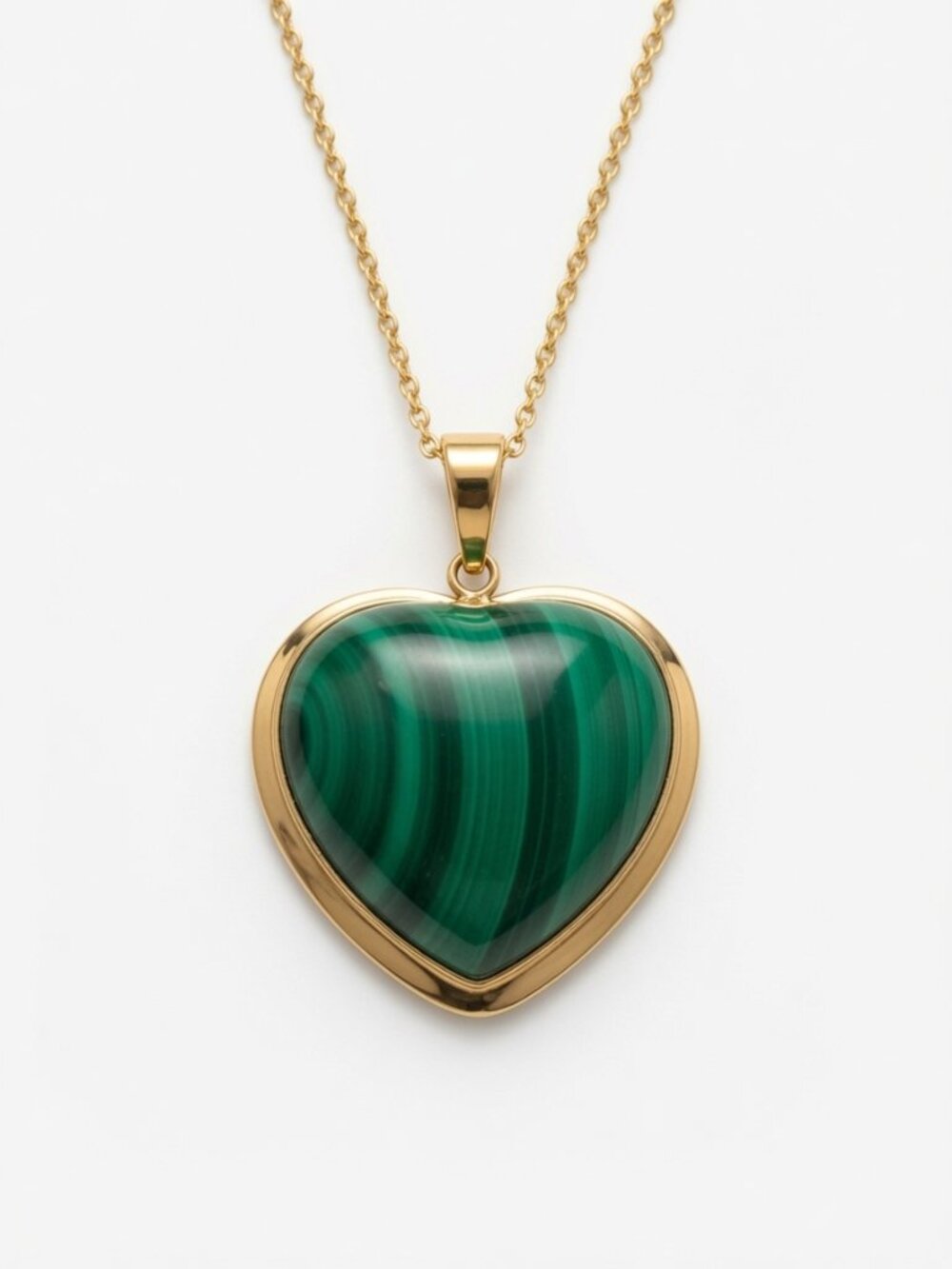 14 kt solid Gold Jared’s brand, wheat chain Malachite heart necklace